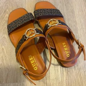 Tan and gold classic Guess sandals -size 7